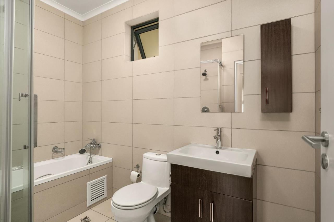 V&S Apartments - Immaculate Luxury Apartment In Fourways, Johannesburg ساندتون المظهر الخارجي الصورة